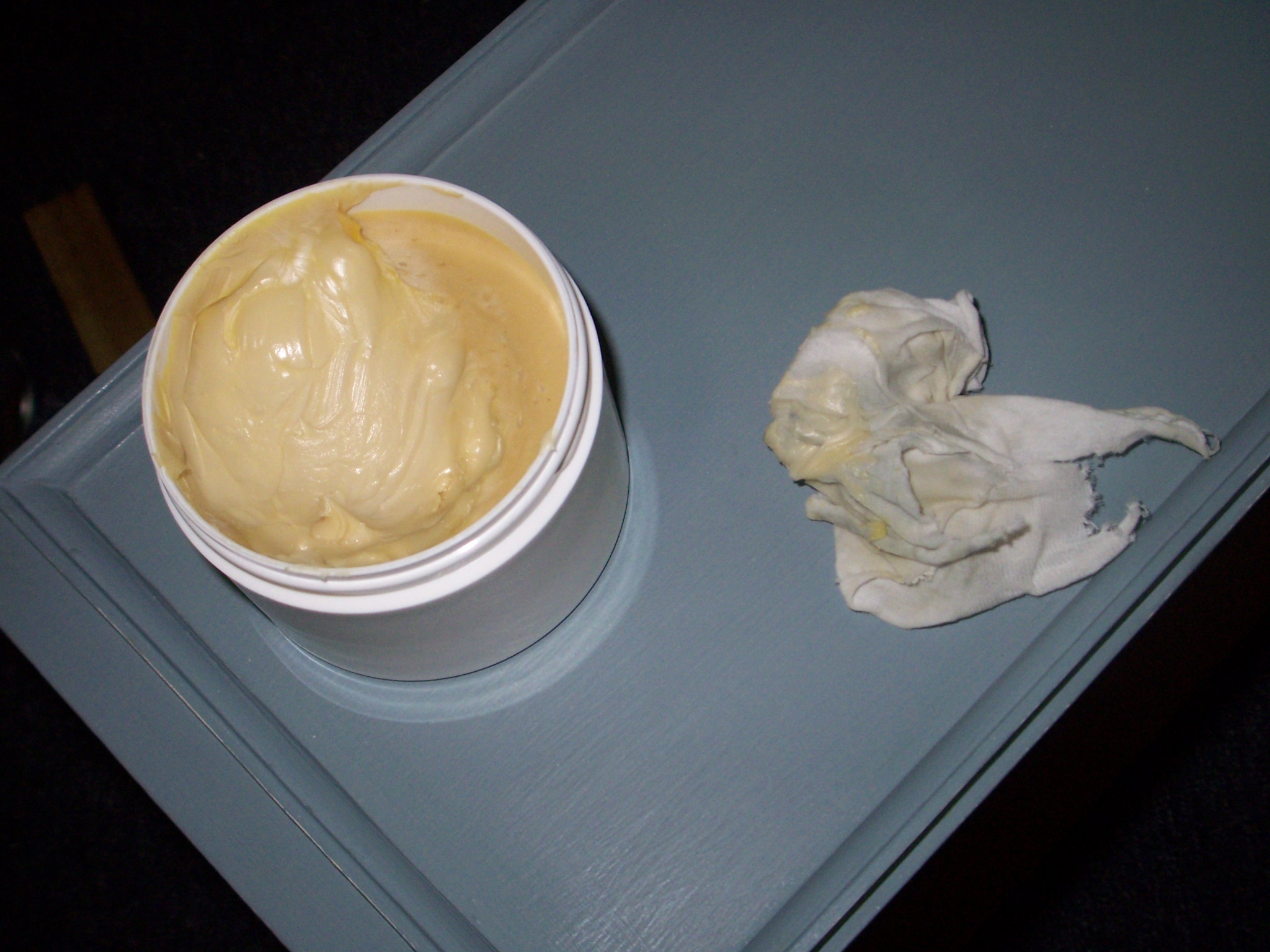 Example of amount of wax needed for half of the large drawer.
